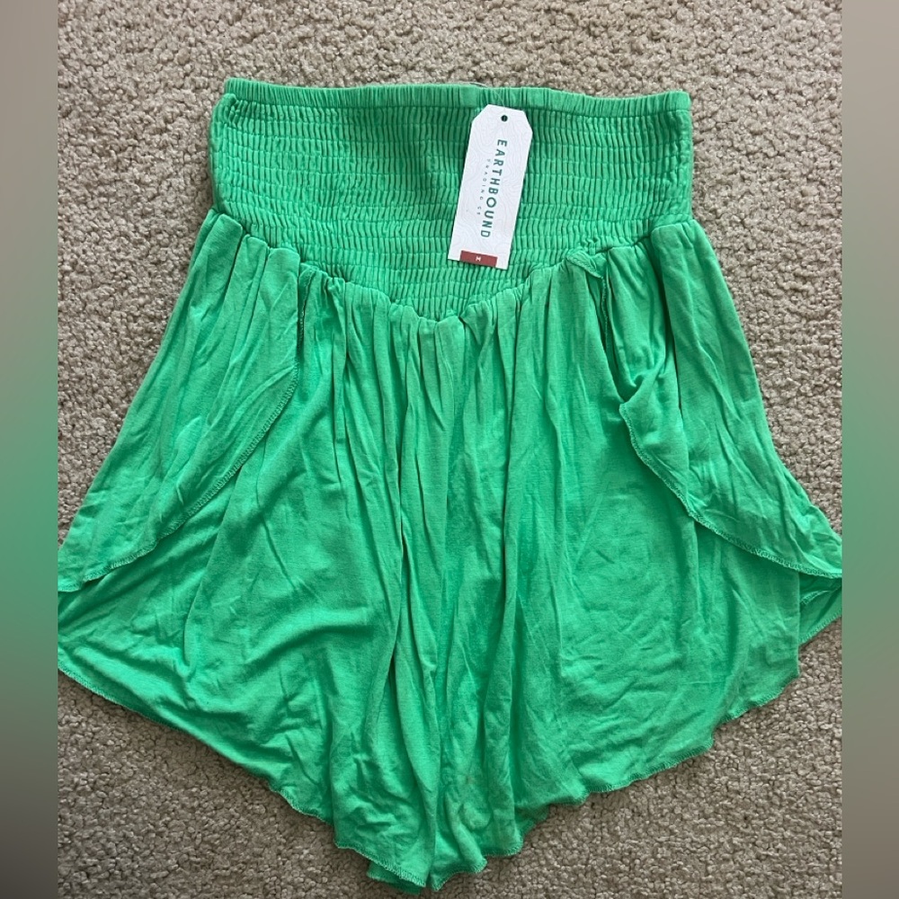 Earthbound Mint Green Apparel